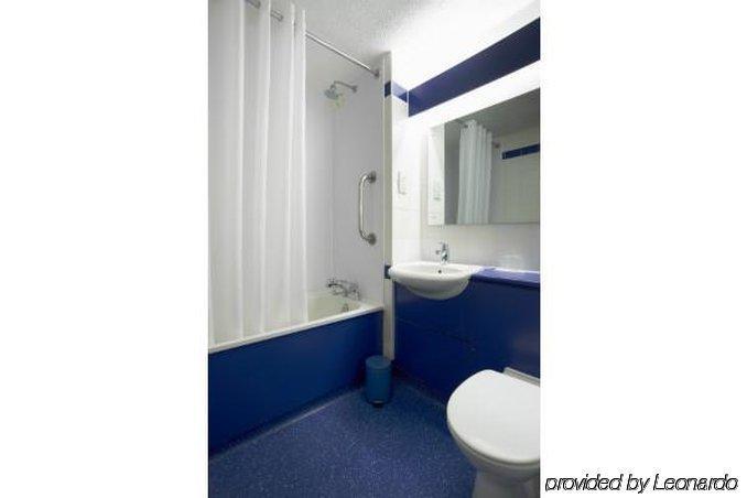 Travelodge Liverpool Central Extérieur photo